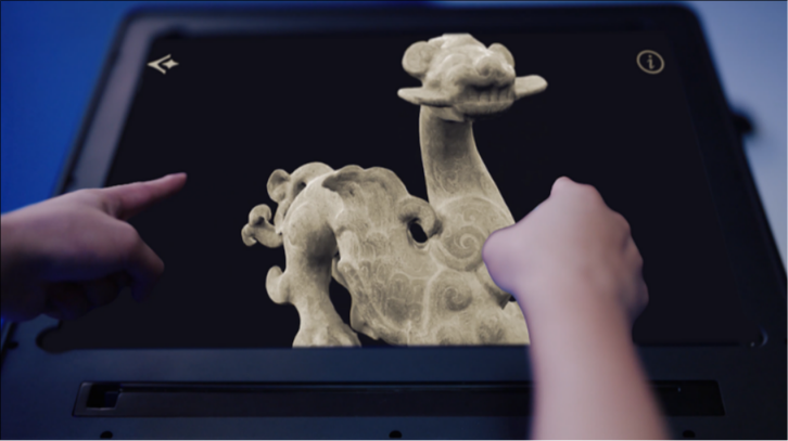 The Screen Involution Dilemma? An &quot;Impressive&quot; Solution for Exhibition Halls